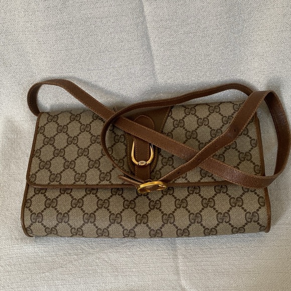 โSOLD โ ๐ Authentic Gucci Bag - Picture 3 of 10